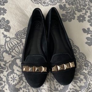 Tory Burch - black suede flats